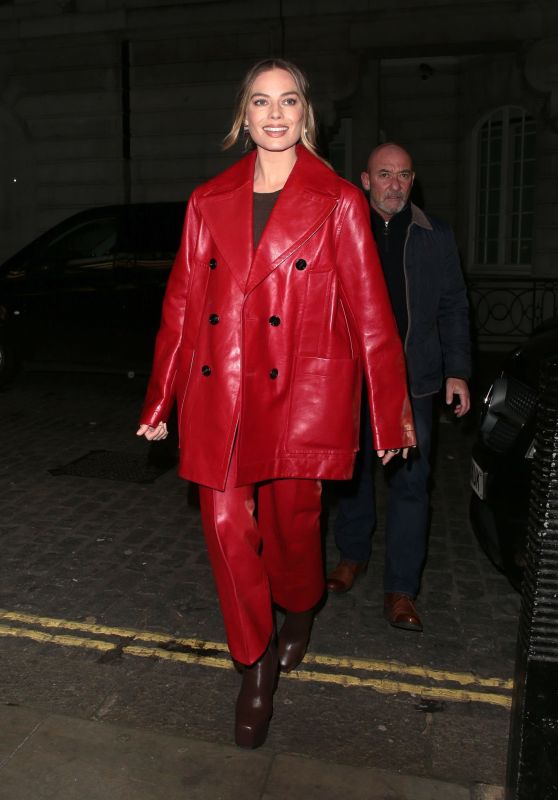 Margot Robbie - Out in London 01/12/2023