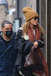 Mary-Kate Olsen - Arriving at Her Office in New York 01/17/2023