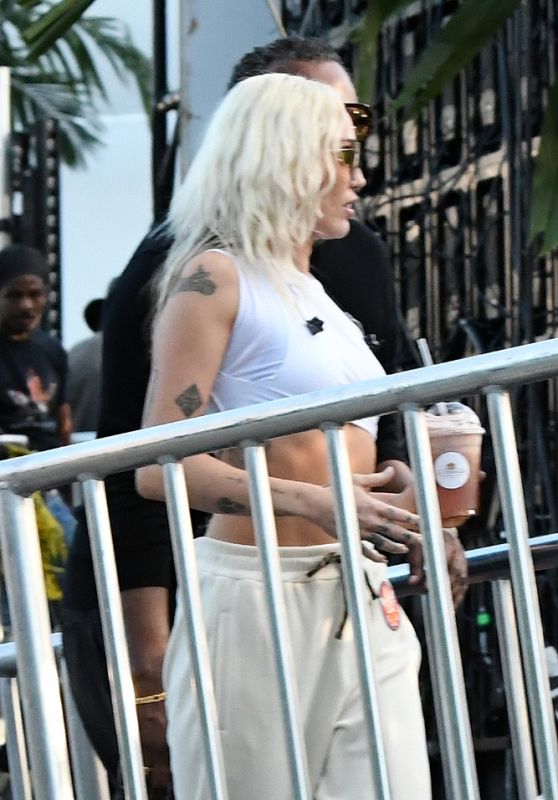 Miley Cyrus - Heads to a Rehearsal With Dolly Parton in Miami 12/30/2022