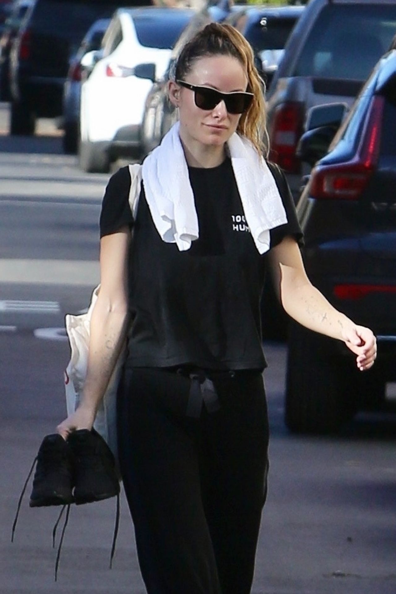 Olivia Wilde - Leaving Her Workout in LA 01/17/2023 • CelebMafia