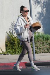 Peta Murgatroyd - Out in Los Angeles 01/28/2023