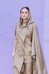 Rebecca Ferguson – Christian Dior Haute Couture Show at Paris Fashion Week 01/23/2023