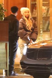 Savannah James - Leaving the Sunset Tower Hotel in West Hollywood 01/17/2023
