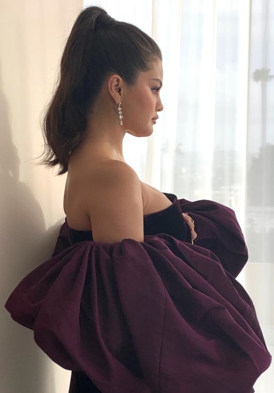 Selena Gomez - Getting Ready For The Golden Globe Awards 01/10/2023