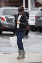 Zooey Deschanel Wears Puffy Jacket, Navy Leggings and Cozy UGG Boots - Brentwood 01/03/2023
