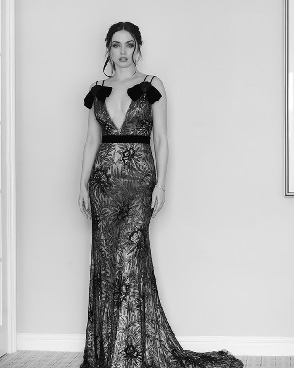 Ana de Armas - Photo Shoot for the SAG Awards February 2023 (+1