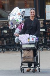 April Love Geary - Picks Up Groceries and Balloons for Her Daughter