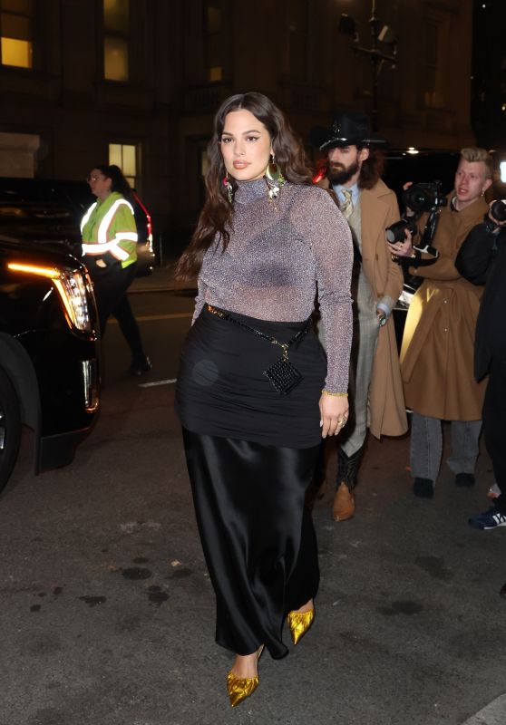 Ashley Graham at Tory Burch Fashion Show in New York 02/13/2023