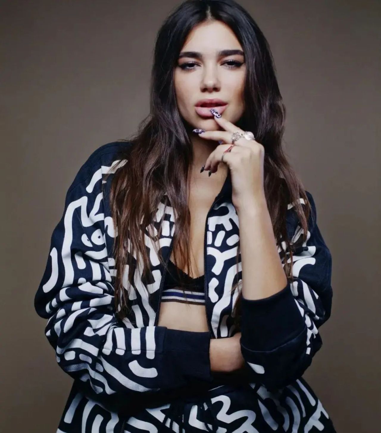 Dua Lipa 02/20/2023 • CelebMafia