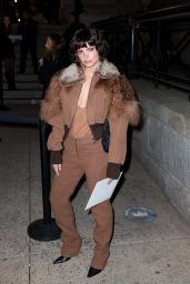 Emily Ratajkowski – Marc Jacobs Fashion Show in New York 02/02/2023