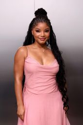 Halle Bailey – Gucci Fashion Show in Milan 02/24/2023