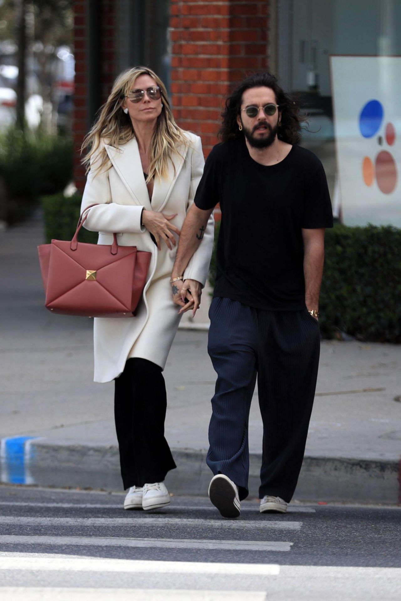 Heidi Klum With Her Husband in Los Angeles 02/22/2023 • CelebMafia