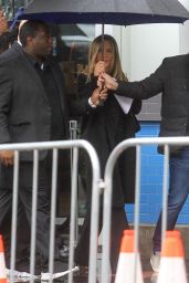 Jennifer Aniston - Arrive at Courteney Cox