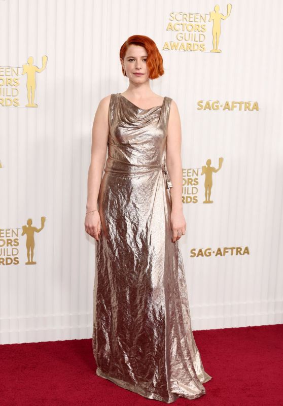Jessie Buckley – 2023 Screen Actors Guild Awards in Los Angeles