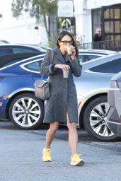 Jordanna Brewster - Out in Pacifiy Palisades 01/02/2023