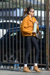 Kaia Gerber in Casual Outfit 01/31/2023