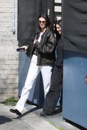 Kendall Jenner Street Style 02/19/2023