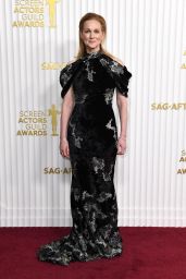 Laura Linney – 2023 Screen Actors Guild Awards in Los Angeles