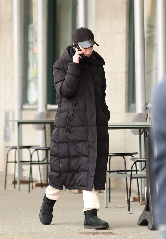 Lea Michele - Stroll in New York 02/09/2023