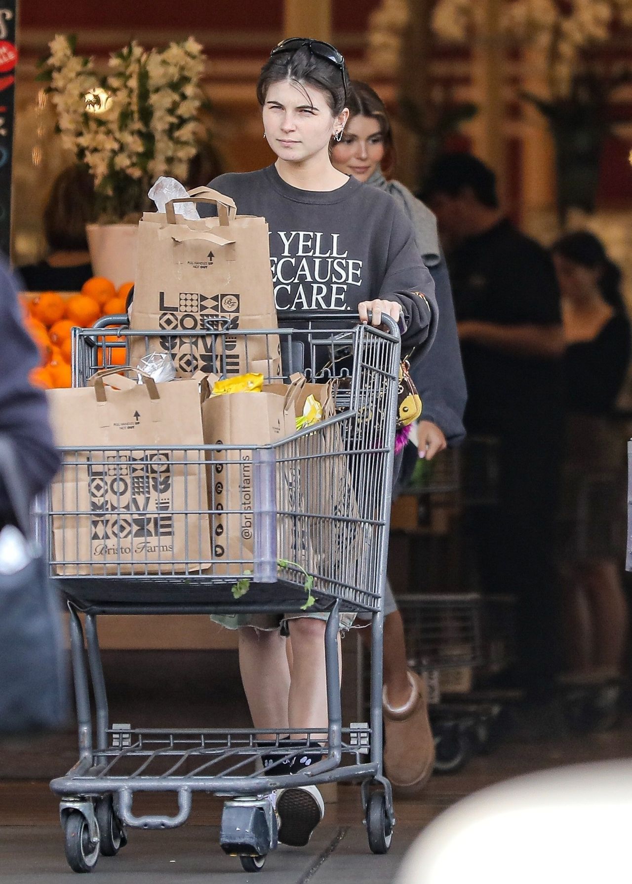 Olivia Jade and Isabella Rose Giannulli - Shopping for Groceries at