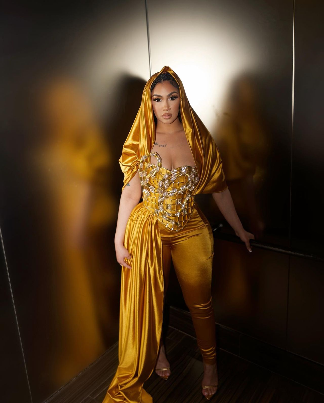 Queen naija photos
