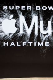 Rihanna - Apple Music Super Bowl LVII Halftime Show in Phoenix 02/09/2023
