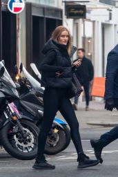 Rosie Huntington-Whiteley - Leaving a Private Members Gym in Chelsea 02/24/2023