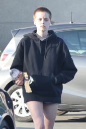 Shiloh Jolie-Pitt Wears an Oversized Hoodie and Shorts - Gelson