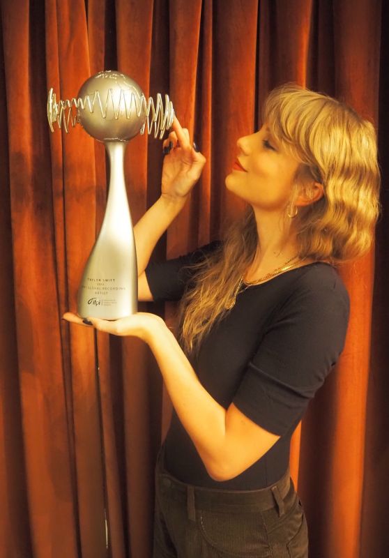 Taylor Swift - IFPI Global Recording Artist of the Year Portrait February 2023