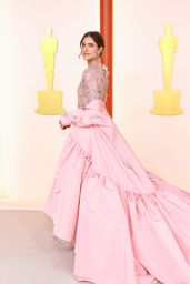 Allison Williams – Oscars 2023 Red Carpet