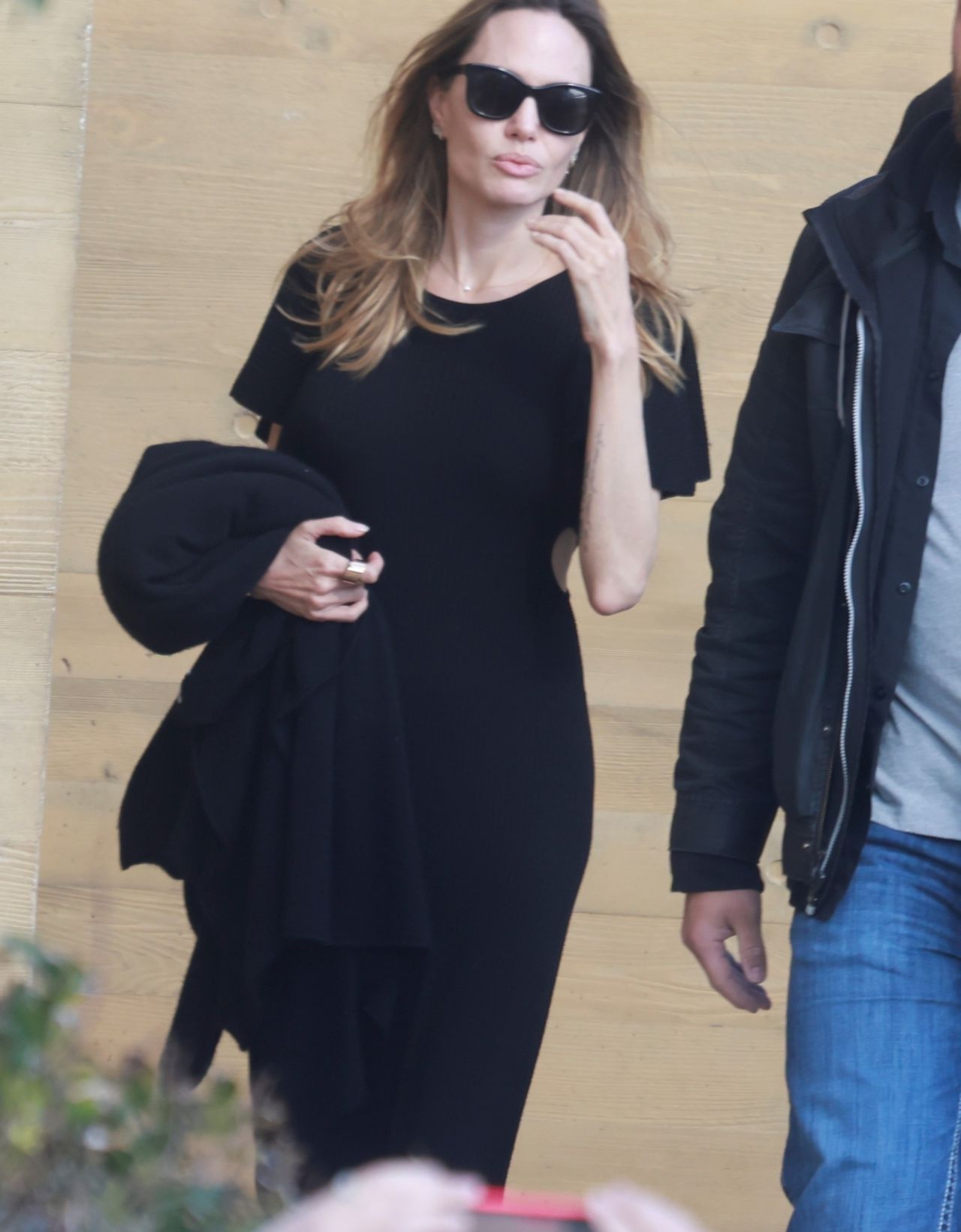 https://celebmafia.com/wp-content/uploads/2023/03/angelina-jolie-at-nobu-in-malibu-03-24-2023-7.jpg