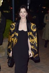 Anne Hathaway - Hollywood Beauty Awards at Taglyan Complex in Los Angeles 03/10/2023
