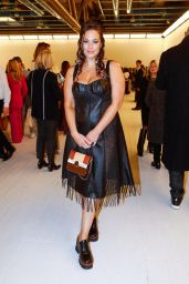 Ashley Graham – Chloe Fashion Show at Paris Fashion Week 03/02/2023