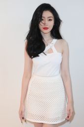 Crystal Zhang – Shiatzy Chen Show at Paris Fashion Week 03/06/2023