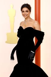 Deepika Padukone – Oscars 2023 Red Carpet