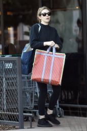 Elizabeth Olsen - Erewhon Market in Los Angeles 03/08/2023