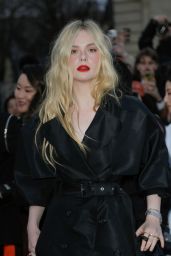 Elle Fanning - Alexander McQueen Show at Paris Fashion Week 03/04/2023 (more photos)