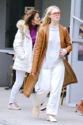 Elle Fanning - Shopping in SoHo, New York 03/05/2023