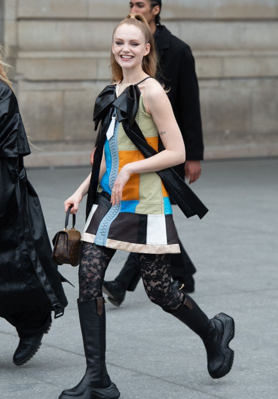 Emma Lair – Louis Vuitton Show at Paris Fashion Week 03/06/2023