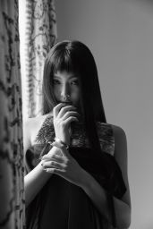 Hyein (NewJeans) - Photoshoot for Vogue Magazine Korea April 2023