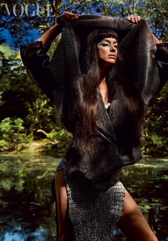 Irina Shayk - Vogue Mexico & Latin America April 2023