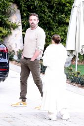 Jennifer Lopez and Ben Affleck - Check Out a House in Pacific Palisades 03/05/2023
