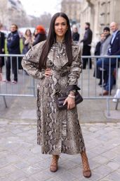 Jessica Alba – Stella McCartney Show at Paris Fashion Week 03/06/2023