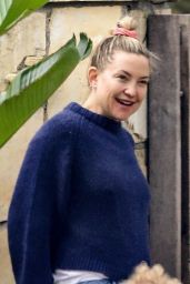 Kate Hudson - Leaves a Friends House in Brentwood 03/05/2023