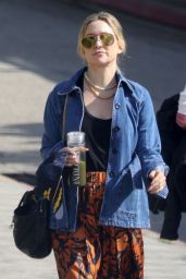 Kate Hudson Street Style - Los Angeles 03/28/2023