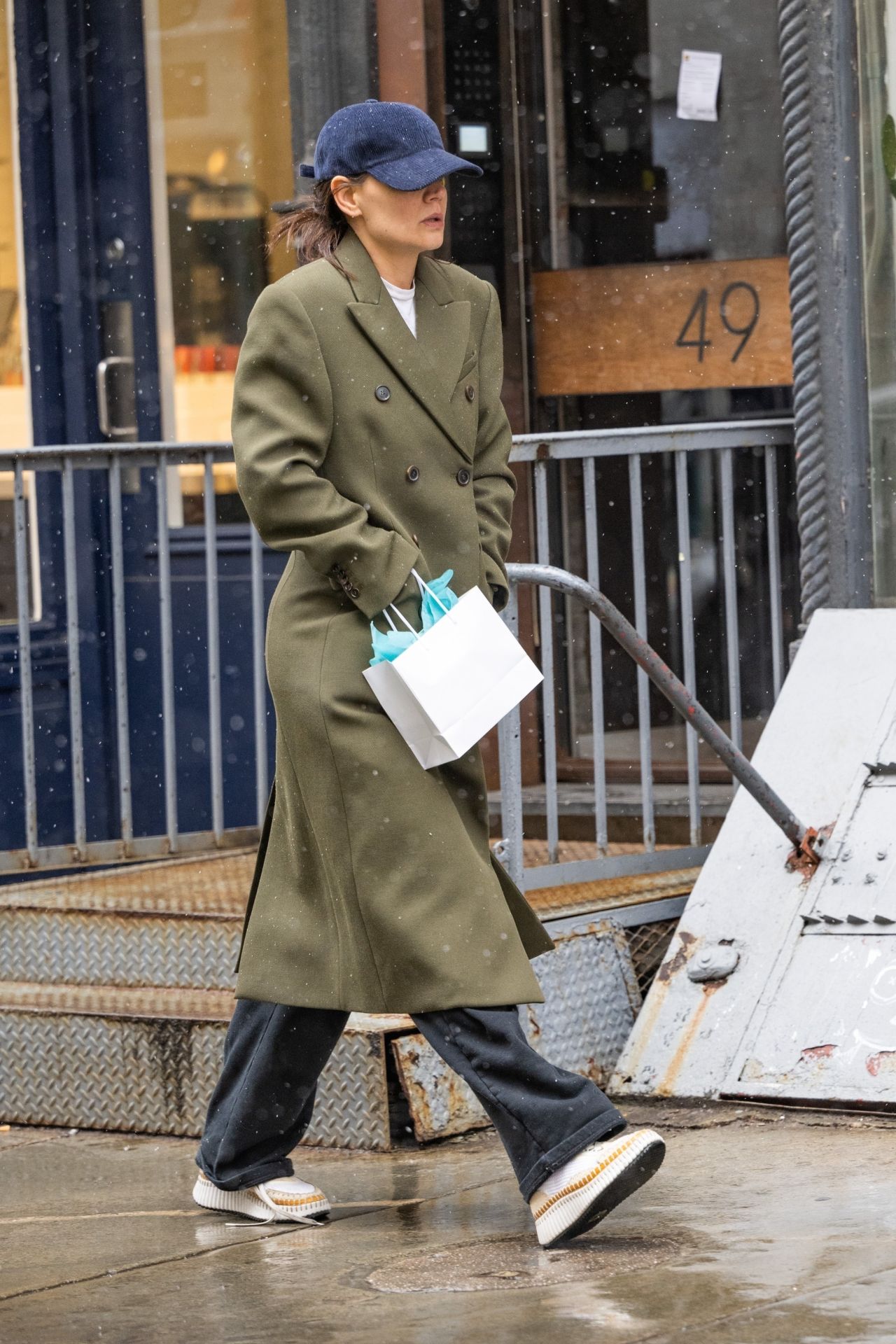 Katie Holmes in an Olive Green Double-Breasted Trench - Shopping in New ...