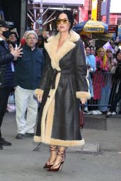 Katy Perry - Outside GMA in New York 03/28/2023