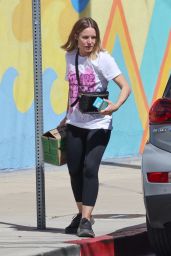 Kristen Bell - Shopping in Los Angeles 03/27/2023