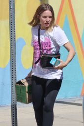 Kristen Bell - Shopping in Los Angeles 03/27/2023
