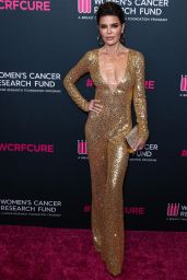 Lisa Rinna – The Women’s Cancer Research Fund’s An Unforgettable Evening Benefit Gala 2023 in Beverly Hills